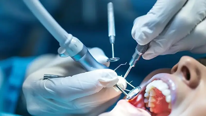 راهنمای کامل خدمات دندانپزشکی در رشت با دکتر دشت بزرگی